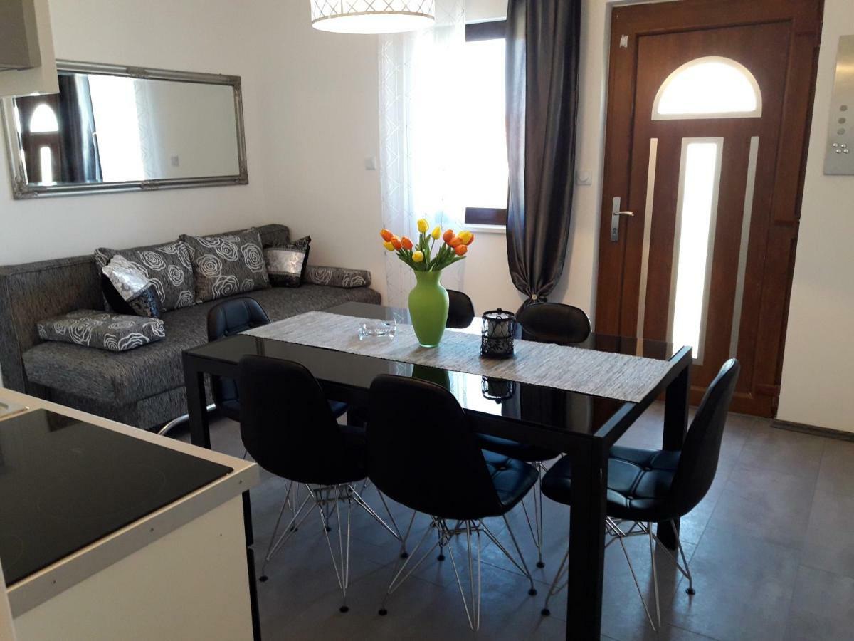 Apartmani Tajana Sukošan Buitenkant foto
